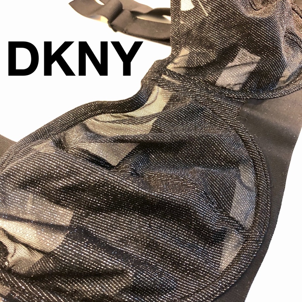 ✨DKNY Convertible/Strapless Bra